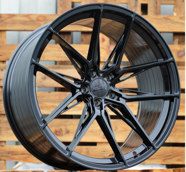 BMW Haxer Replica 18"x8",9" KR74.1 Kantavuus 690kg