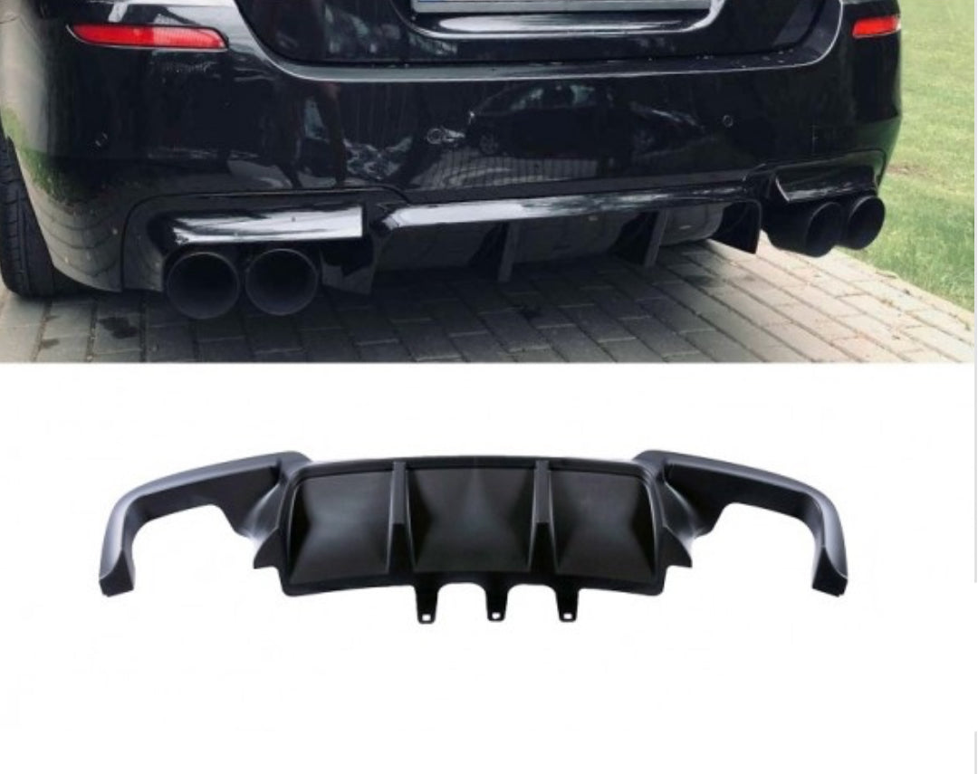 F10, F11 ///M-performance kiiltävän musta takadiffuusori 550