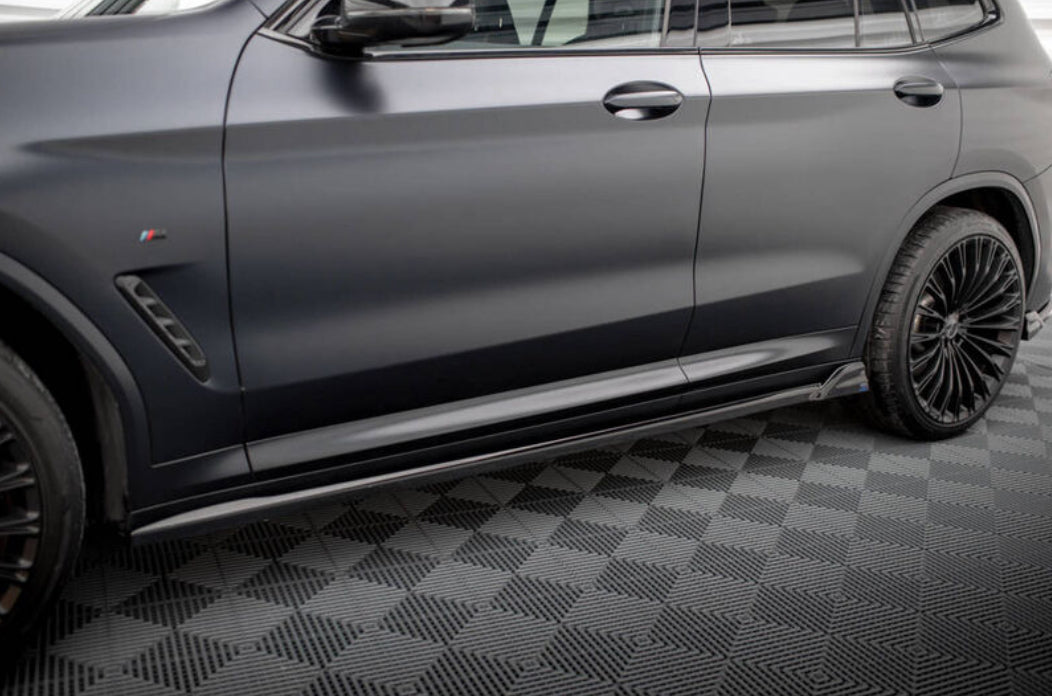 BMW X3 G01 LCI 21- M-Sport helmojen kiiltävän mustat helmalistat Maxton Design