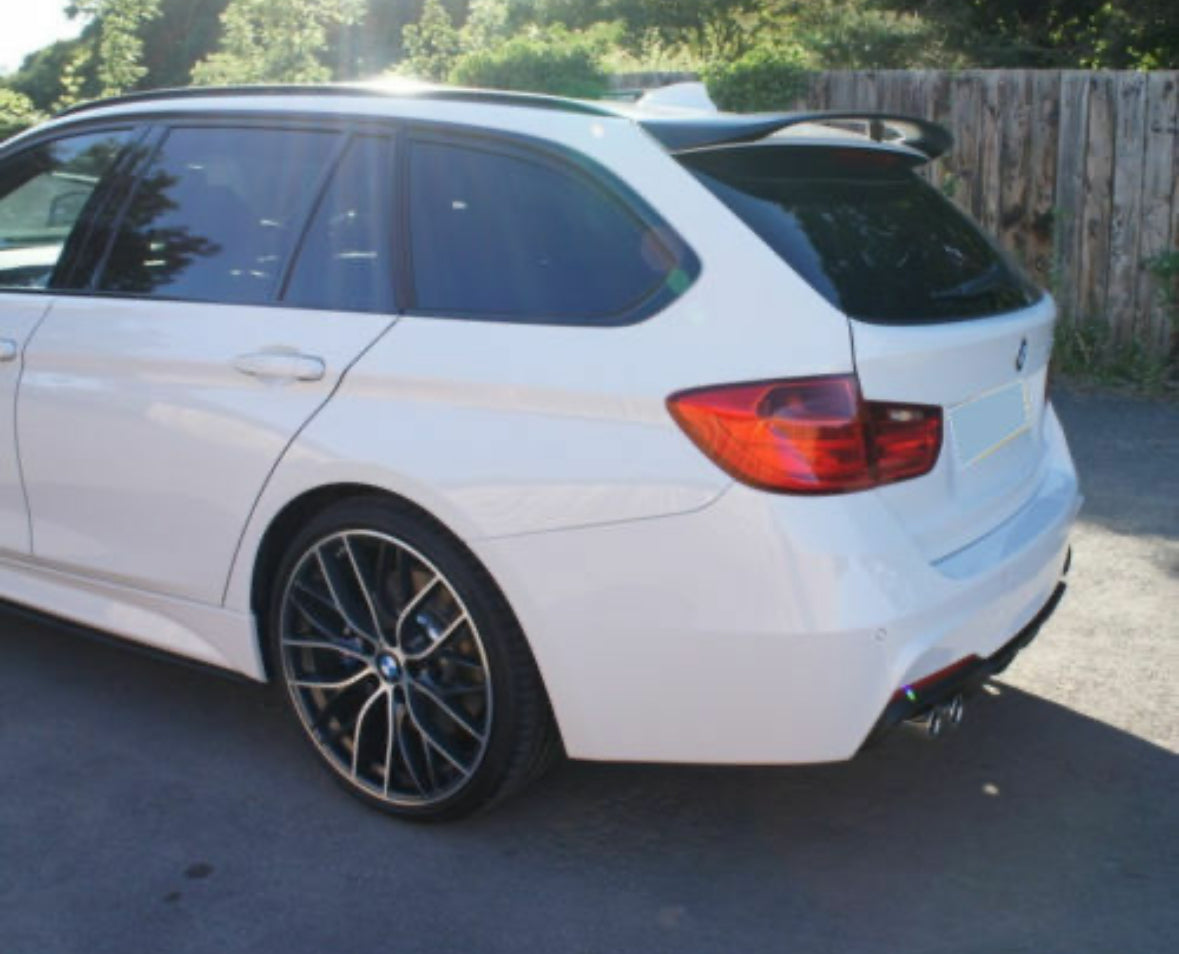 BMW F31 M-Performance kiiltävän musta takaspoileri