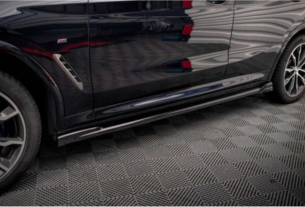 BMW X4 G02 18-21 M-Sport helmojen kiiltävän mustat helmalistat Maxton Design