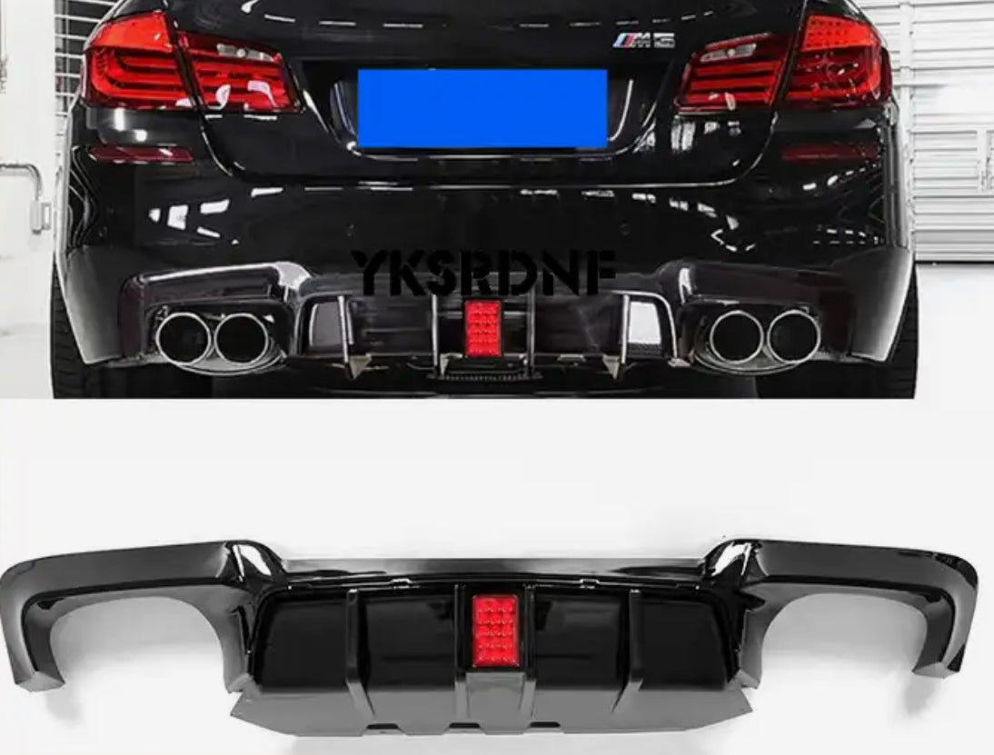 F10, F11 ///M-performance kiilätävän musta takadiffuusori valolla 550
