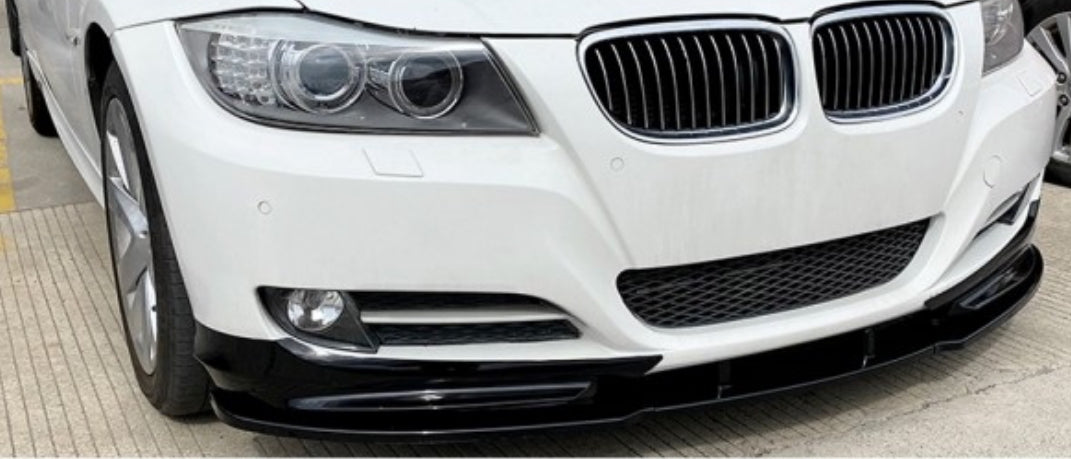 BMW E90, E91 Lci kiiltävän musta etulippa vakio etupuskuriin