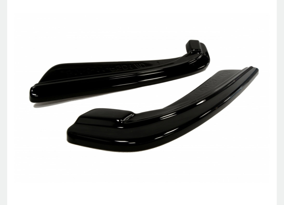 BMW F10 F11 10-16 M-Sport takapuskurin kulmapalat yhdelle ulostulolle molemmin puolin autoa Maxton Design