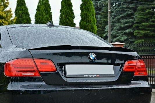 BMW E92 coupe kiiltävän musta takakontin spoileri Maxton Design