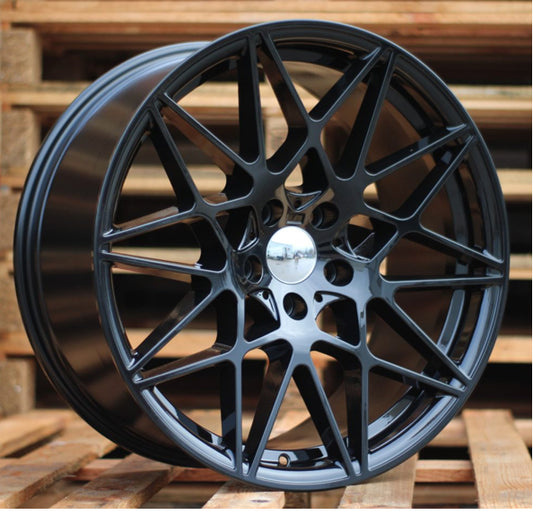 BMW Style Replica 5x120 18"x8.5",9.5"  KR72.6  ET40 Kantavuus 715kg