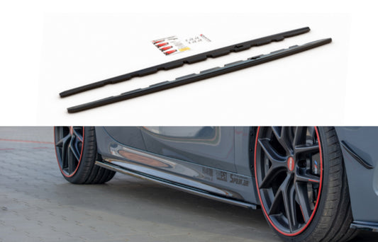 BMW 1-sarja F40 19- M-Sport / M135i helmojen kiiltävän mustat helmalistat Maxton Design