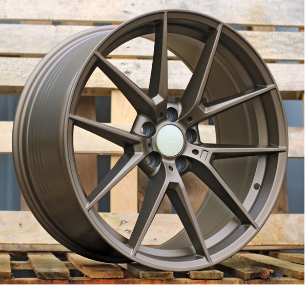 BMW Race Replica 5x120 18"x8"  KR72.6  ET34 Kantavuus 785kg
