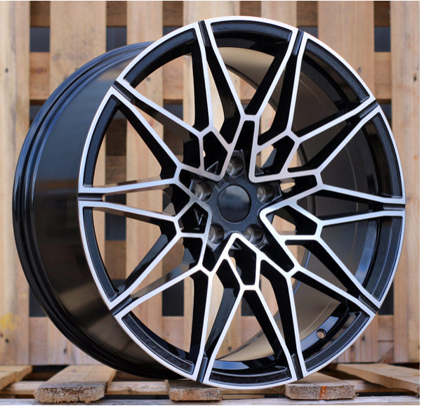 BMW Style Replica 5x120 18"x8,9" (Useita vaihtoehtoja)  KR72.6 Kantavuus 690kg