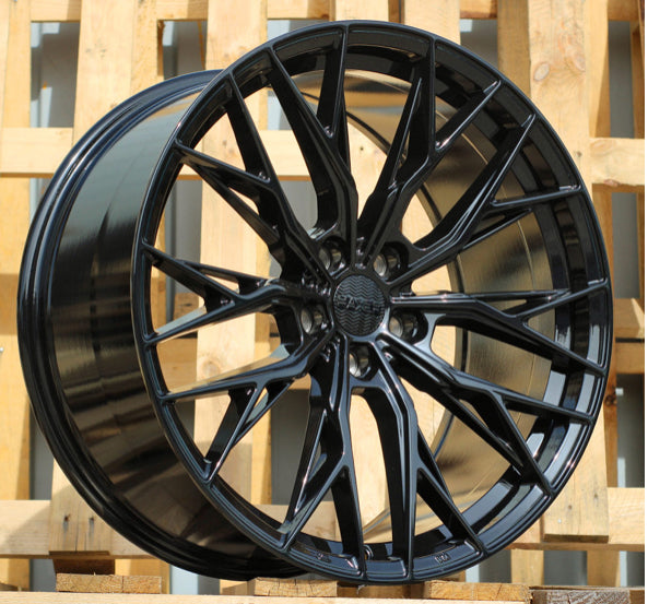 BMW Haxer Replica 5x120  18"x8 5 Vaihtoehtoa  KR72.6  Kantavuus 690kg