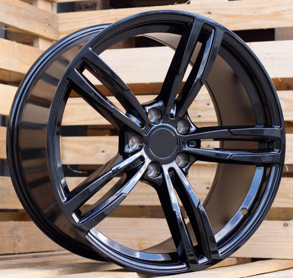 BMW Style Replica 5x120 18"x8,9" KR72.6 ET34,40 Kantavuus 690kg