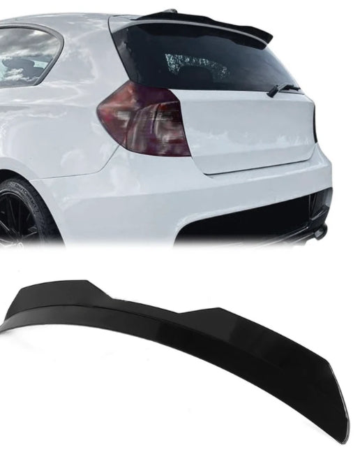 BMW E81 / E87 Kiiltävän musta takaspoileri